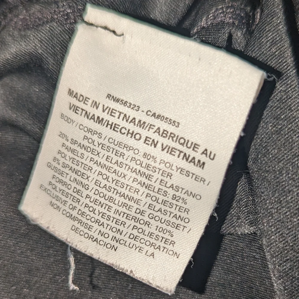 Nike pro cropped